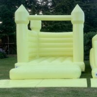 Lemon Bouncy Castle 15 x 12ft