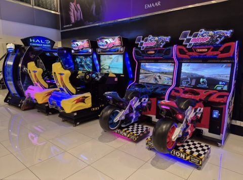 Space Invaders arcade hire London for corporate events, exhibitions and parties. Hire classic retro arcade machines for events throughout London.