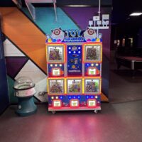 Vending & Gashapon